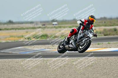 media/Apr-18-2025-TrackDaz (Fri) [[45f5874c44]]/C Group/Session 1 (Turn 7)/